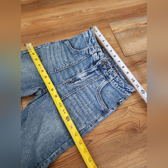 American Eagle Super Hi-Rise Flare Jeans Women's 0 Blue - Picture 9 of 10